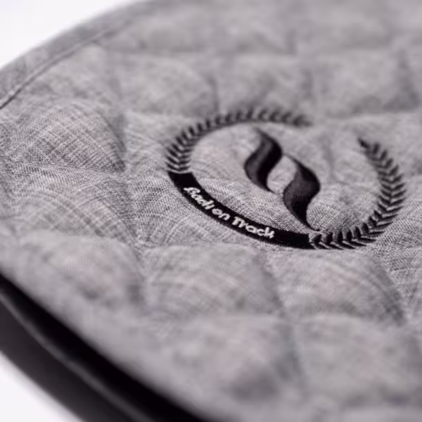 Back On Track - Manteau chien Haze gris – Image 2
